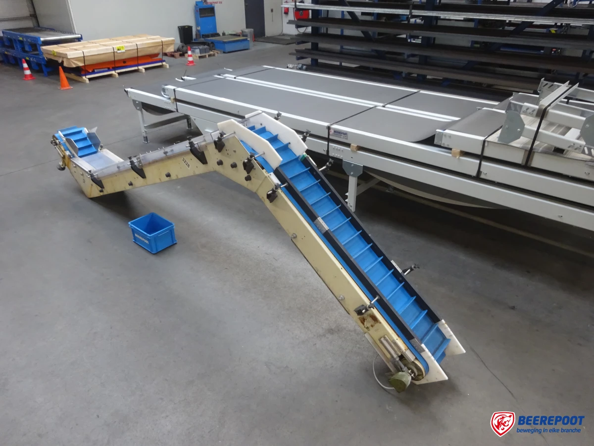 Opvoerband met dubbele knik